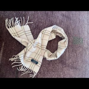 Authentic Burberry scarf. Good condition